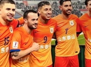 熊猫直播-关于转折点山东泰山迎来里程碑，德甲集结日攻防权衡，媒体盛赞，资深球员宣示担当的信息