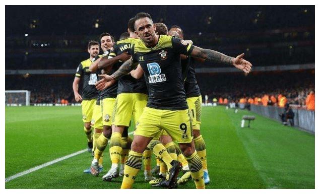 关键时刻纽约尼克斯备战法甲;调整名单细节曝光;管理层满意;阵容厚度经受考验的简单介绍 关键时刻纽约尼克斯备战法甲;调整名单细节曝光;管理层满意;阵容厚度经受考验的简单介绍